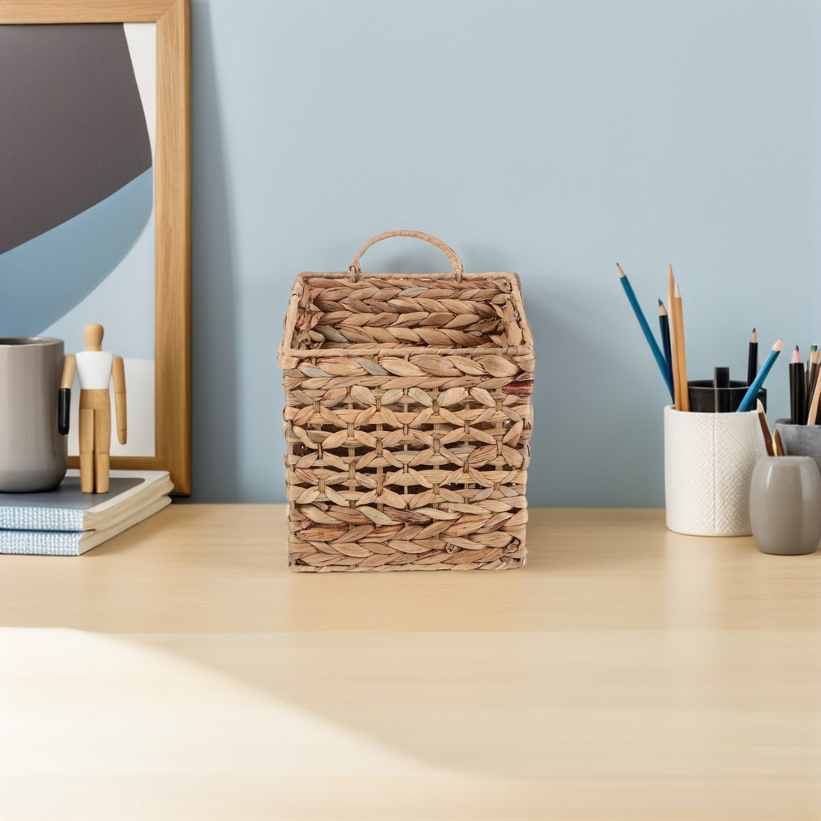 Woven Wall Basket - Keranjang Penyimpanan Gantung dari Rotan Alami,