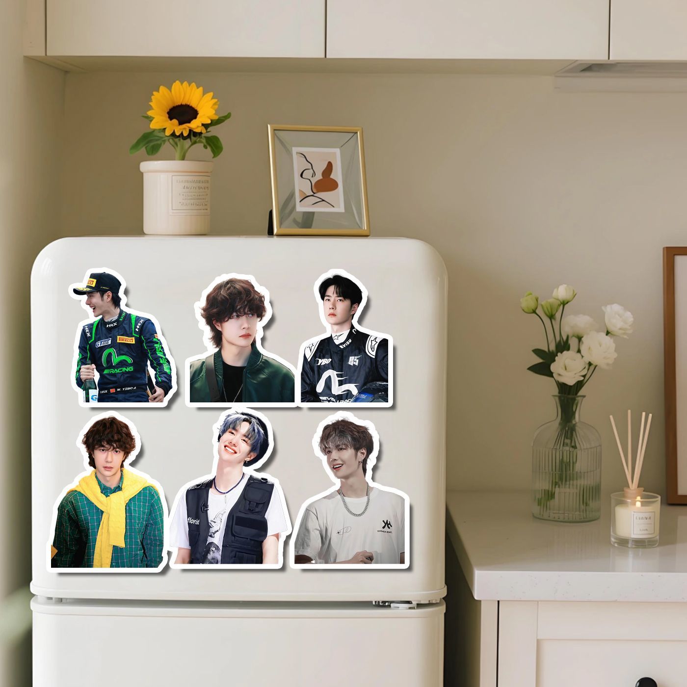 Stiker kulkas Wang Yibo, magne - Home Decor Sticker ulasan dan harga